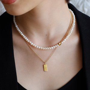 Double layered pearl gold coin necklace